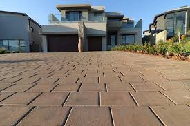 Best Concrete Driveway Installation  in West Hills, NY